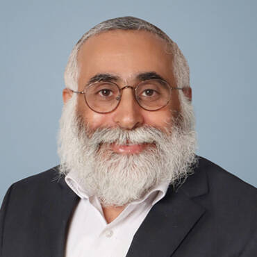 staff_YESHAYAHU_RABBI-SHMULIK.jpg